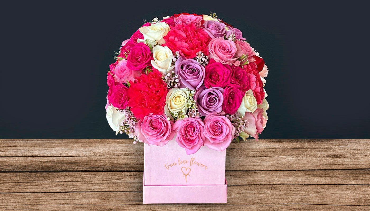 Lovely Mix in Pink Square Box