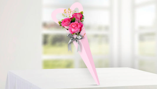 Cone of 3 Roses and Candies