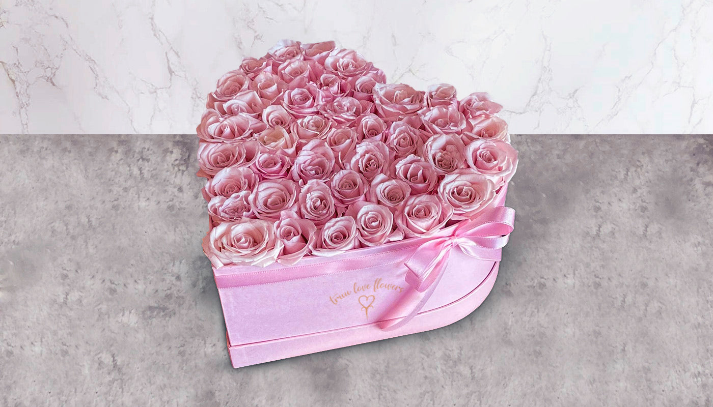 #10 Amazing full of roses heart box