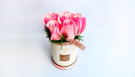 Roses Round Box