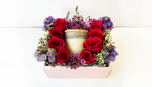 Pink Gift Box With Candle and Flowers ~ Caja rosada con vela y flores
