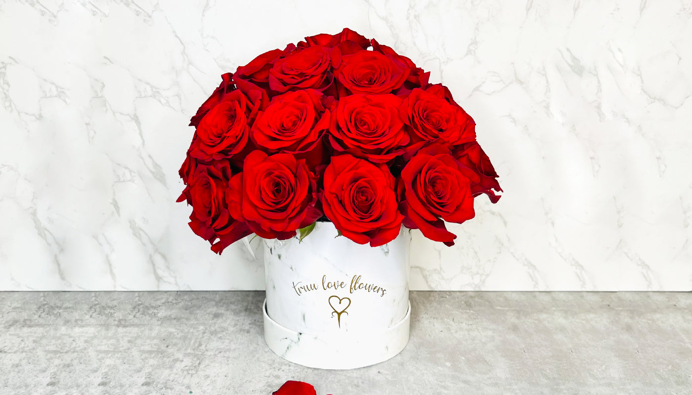 Box 25 Roses