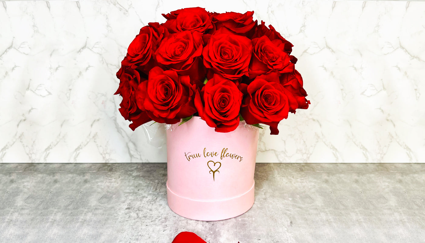 Box 25 Roses