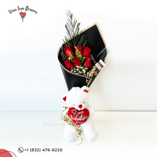 Flower bunch with cuddly toy ~ Ramillete con peluche