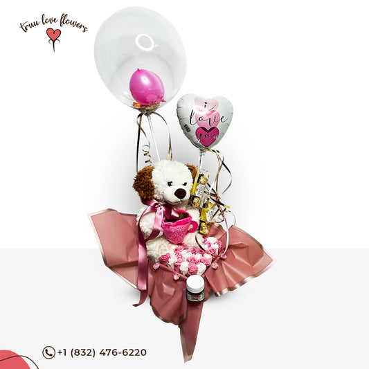 Basket with teddy bear and eternity roses ~ Caja con peluche y rosas eternas.