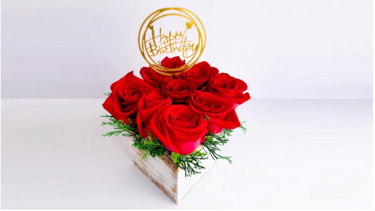 Wood Box of Roses ~ Caja de madera con rosas